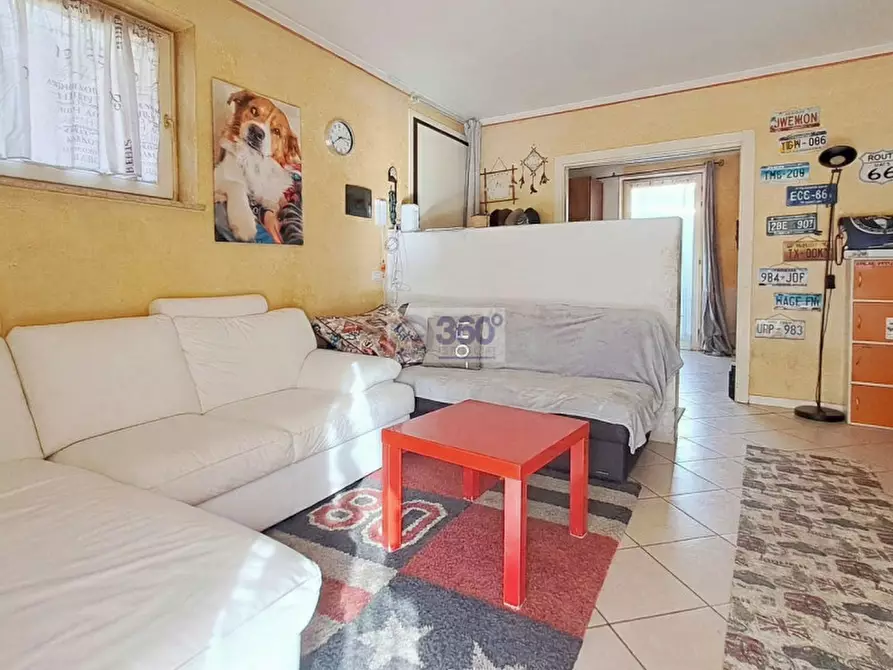 Immagine 4 di Appartamento in vendita  in Via Degli Alpini a Passirano