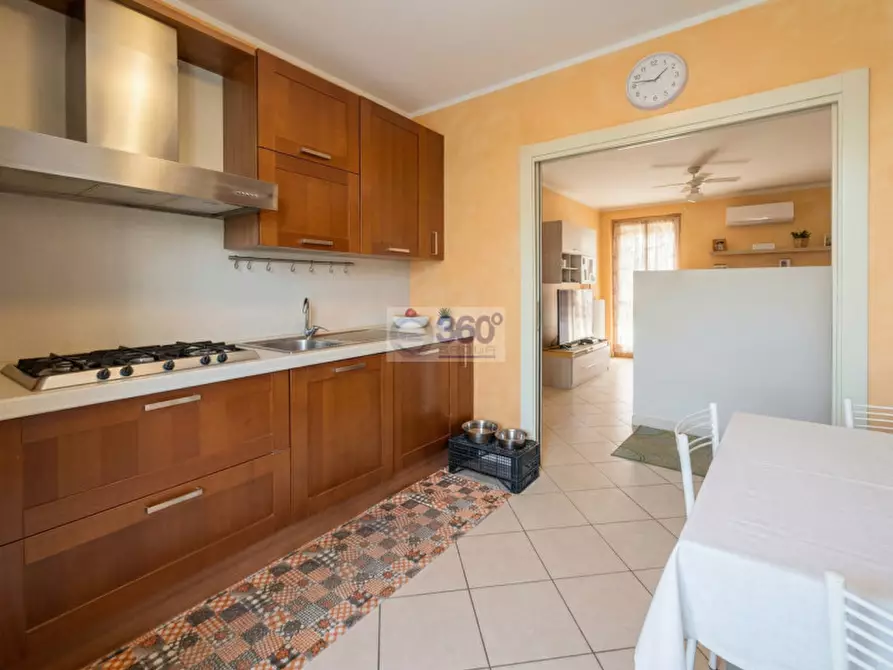 Immagine 6 di Appartamento in vendita  in Via Degli Alpini a Passirano