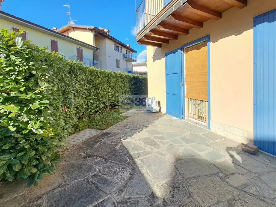 Immagine 12 di Appartamento in vendita  in Via Degli Alpini a Passirano