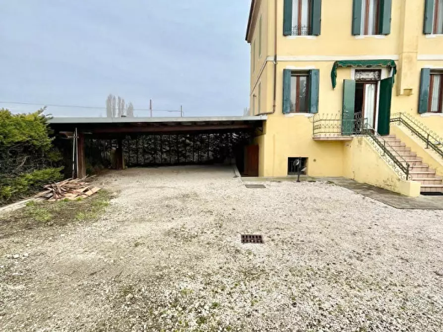 Immagine 2 di Casa indipendente in vendita  in Via Luppia Alberi a Montagnana