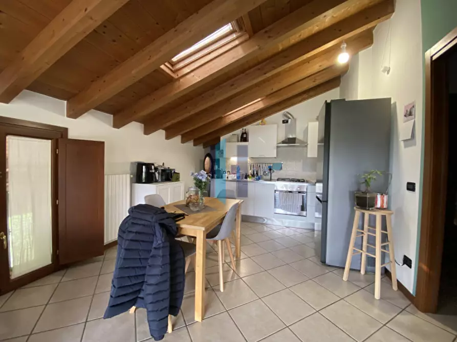 Immagine 3 di Appartamento in vendita  in Strada Statale 45 bis Cascina Malfatto 12 a Poncarale