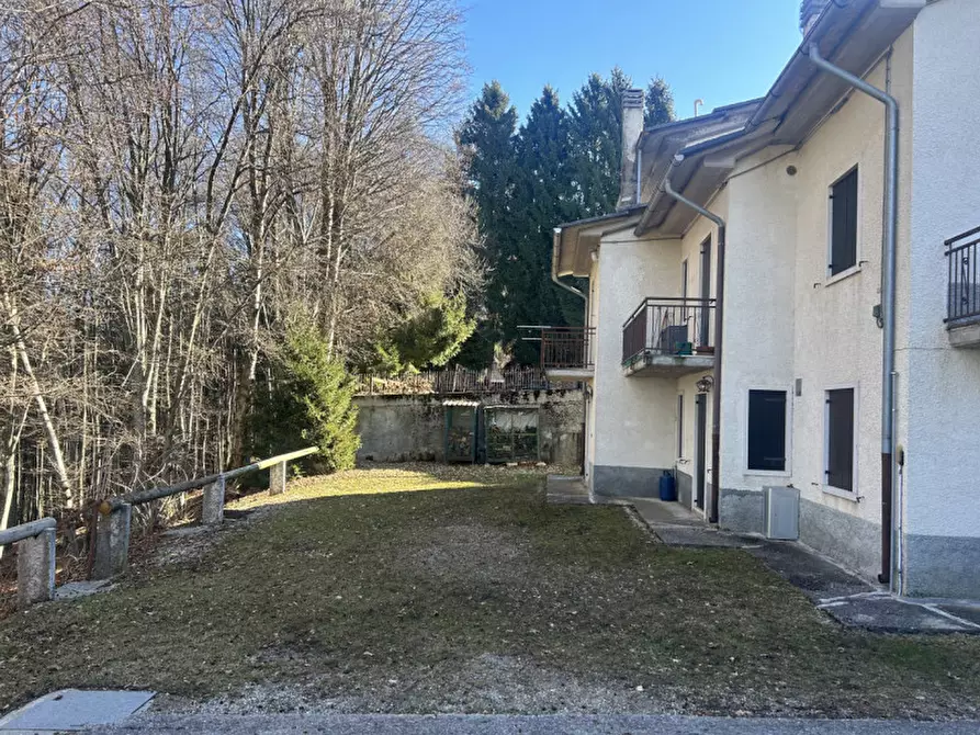 Immagine 2 di Appartamento in vendita  in via passo buole a Bosco Chiesanuova