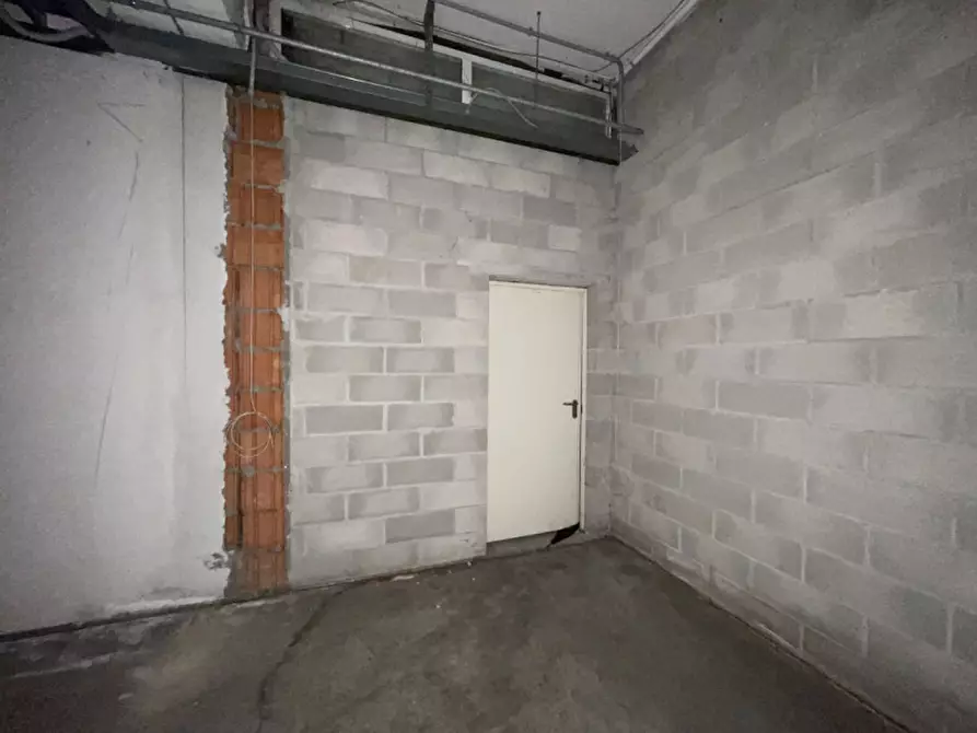 Immagine 2 di Magazzino in vendita  in Via S. Massimiliano Kolbe a Thiene