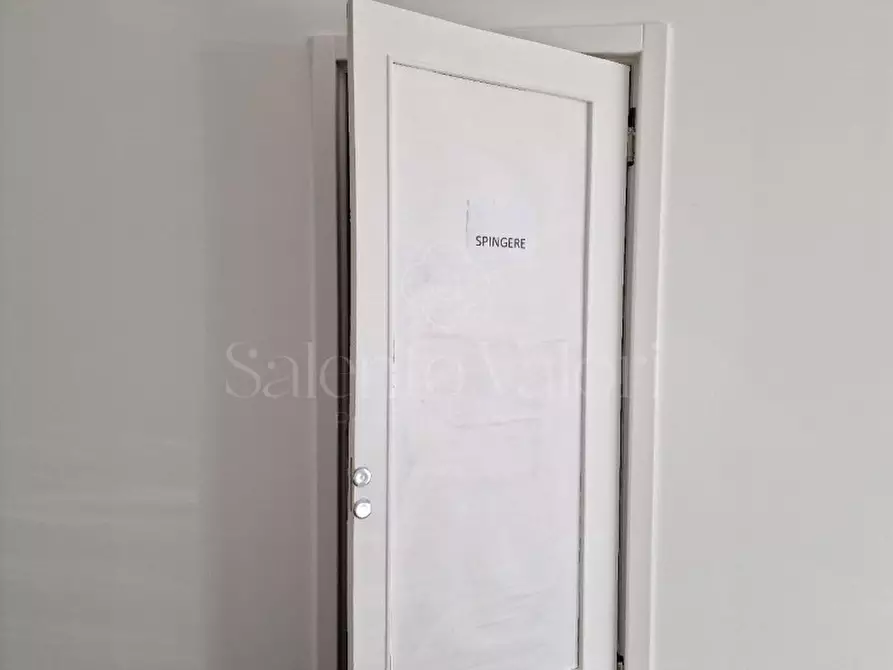 Immagine 8 di Attività commerciale in affitto  in Via Provinciale Matino a Parabita