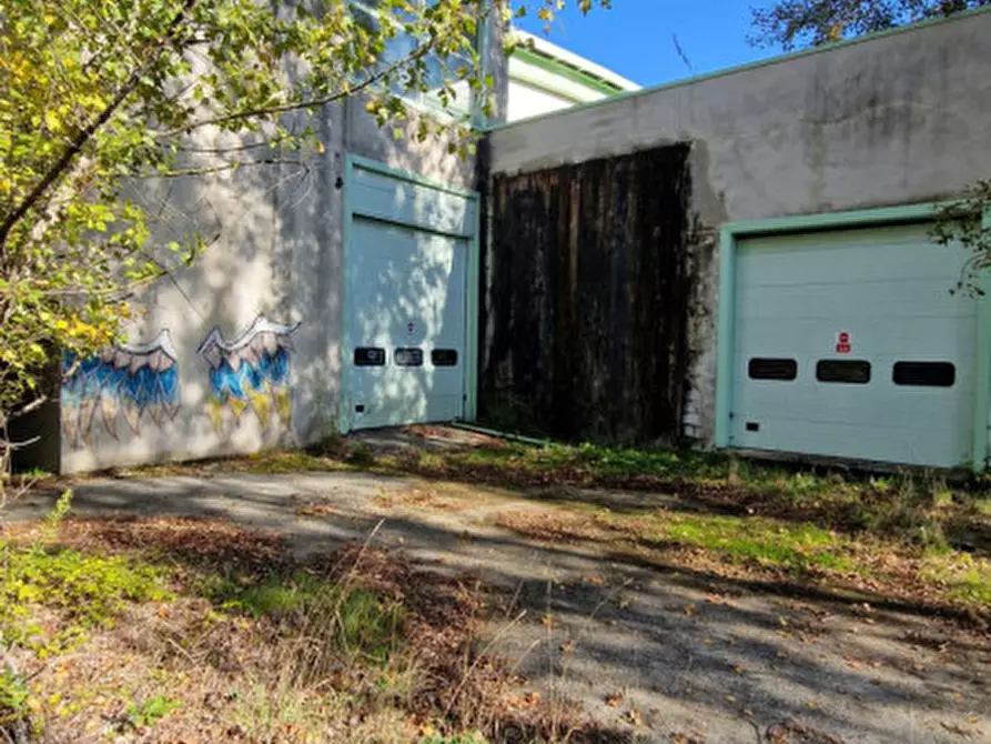 Immagine 15 di Magazzino in vendita  in Strada Marecchiese 1 a Pennabilli