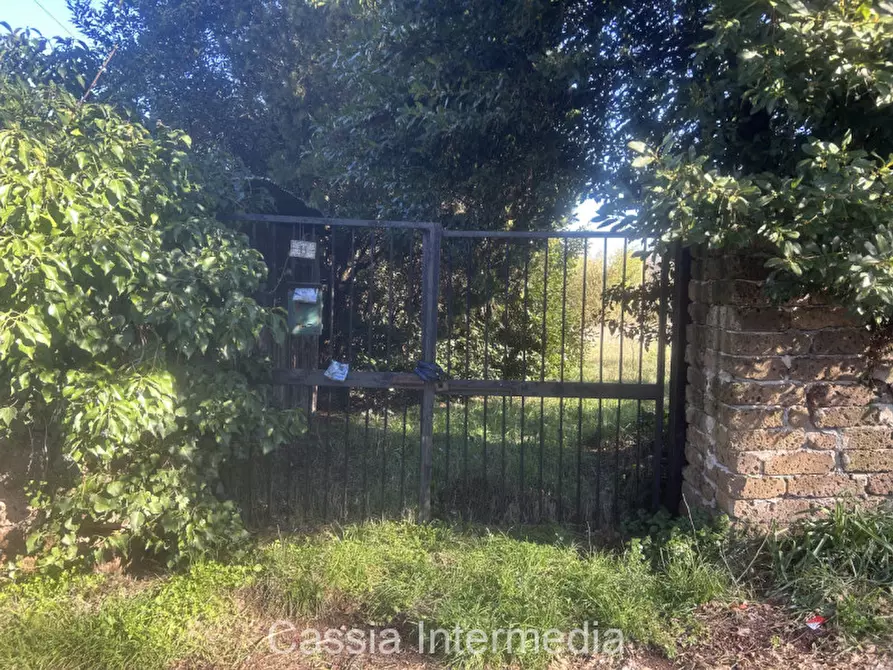Immagine 5 di Terreno in vendita  in Va Guido Rossa 11 a Nepi