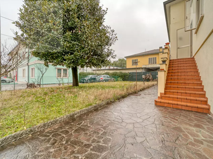 Immagine 11 di Casa indipendente in vendita  in Via Roma a Saccolongo