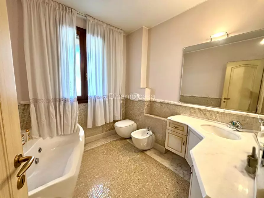 Immagine 14 di Villetta a schiera in vendita  in via Senio a Prato