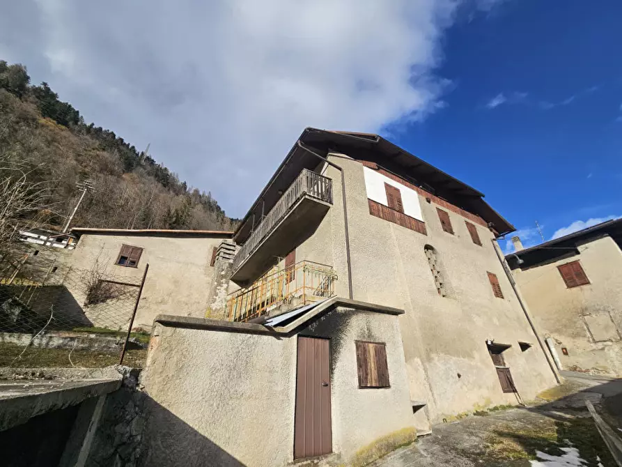 Immagine 10 di Casa indipendente in vendita  in Via Della Camocina a Commezzadura