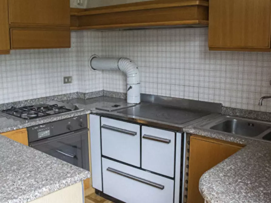 Immagine 20 di Casa indipendente in vendita  in Via Della Camocina a Commezzadura