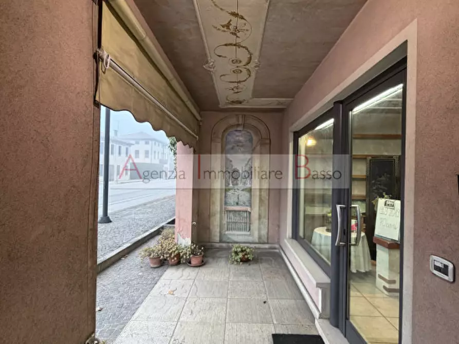 Immagine 8 di Negozio in affitto  in VIA VALSUGANA a San Giorgio In Bosco