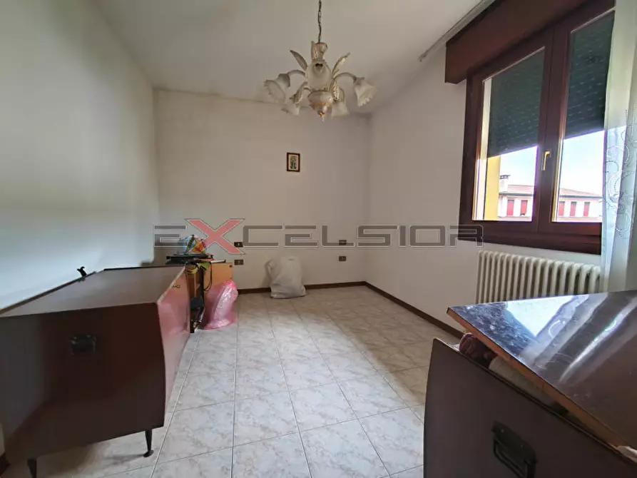 Immagine 9 di Villa in vendita  in Via G. Matteotti n.20 bis - Cavarzere (VE) a Pettorazza Grimani