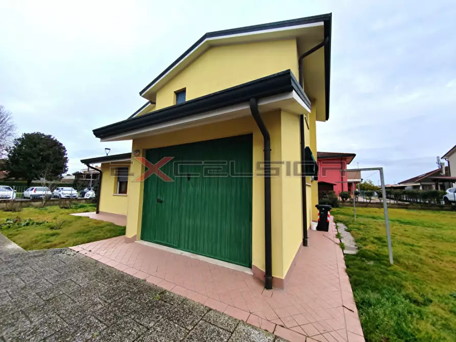 Immagine 14 di Villa in vendita  in Via G. Matteotti n.20 bis - Cavarzere (VE) a Pettorazza Grimani