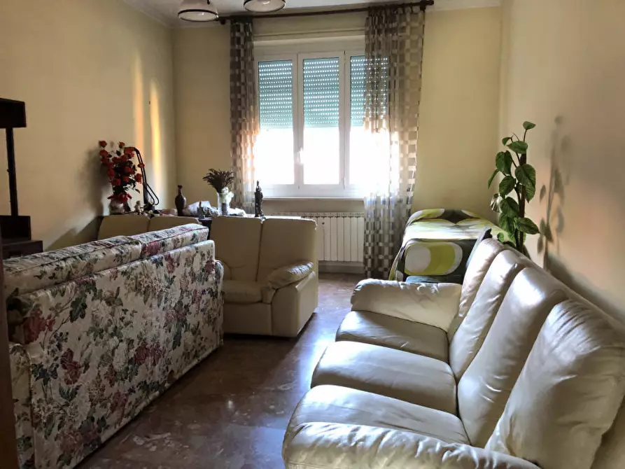 Immagine 3 di Appartamento in vendita  in Via Umberto Caligaris  12 a Casale Monferrato