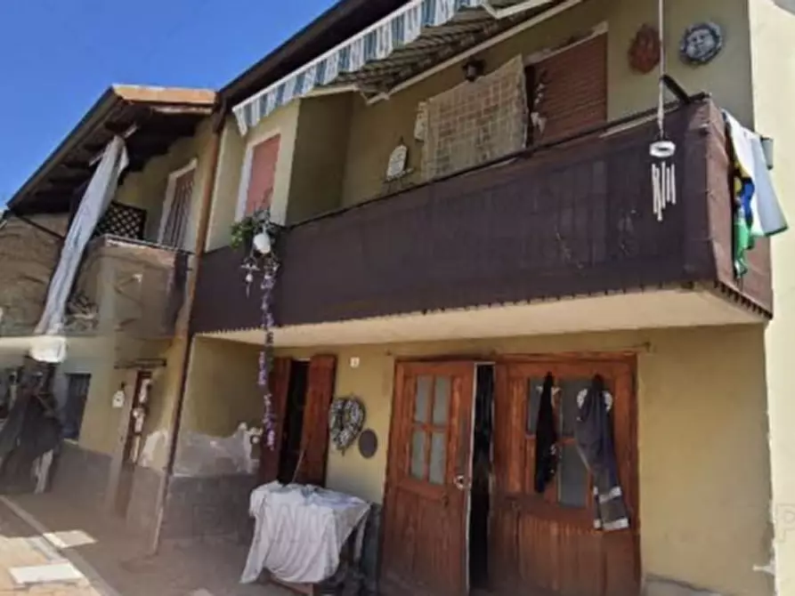 Immagine 2 di Villetta a schiera in vendita  in Via Circonvallazione, 3 a Zimone