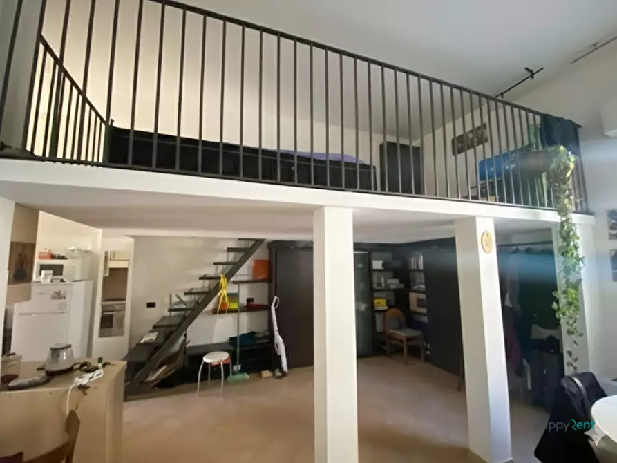 Immagine 10 di Camera in affitto  in Via Abano, 11 a Milano