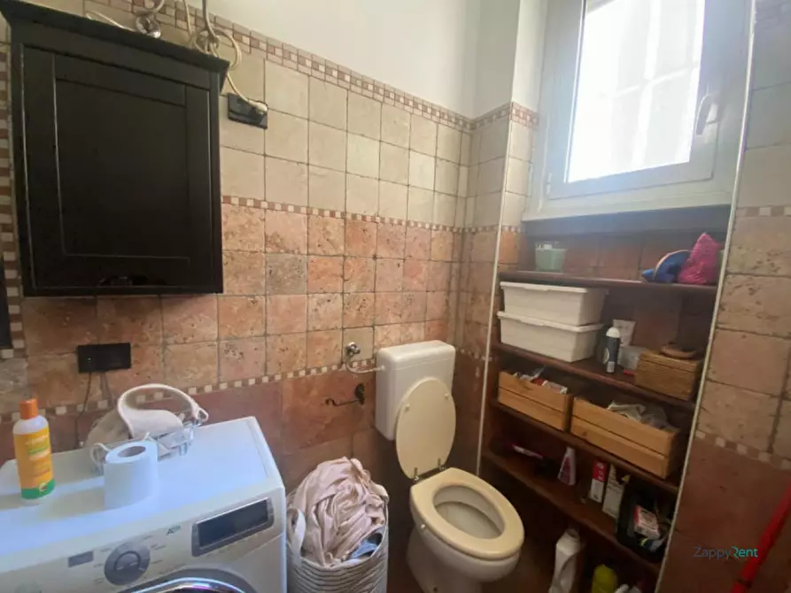 Immagine 36 di Camera in affitto  in Via Abano, 11 a Milano