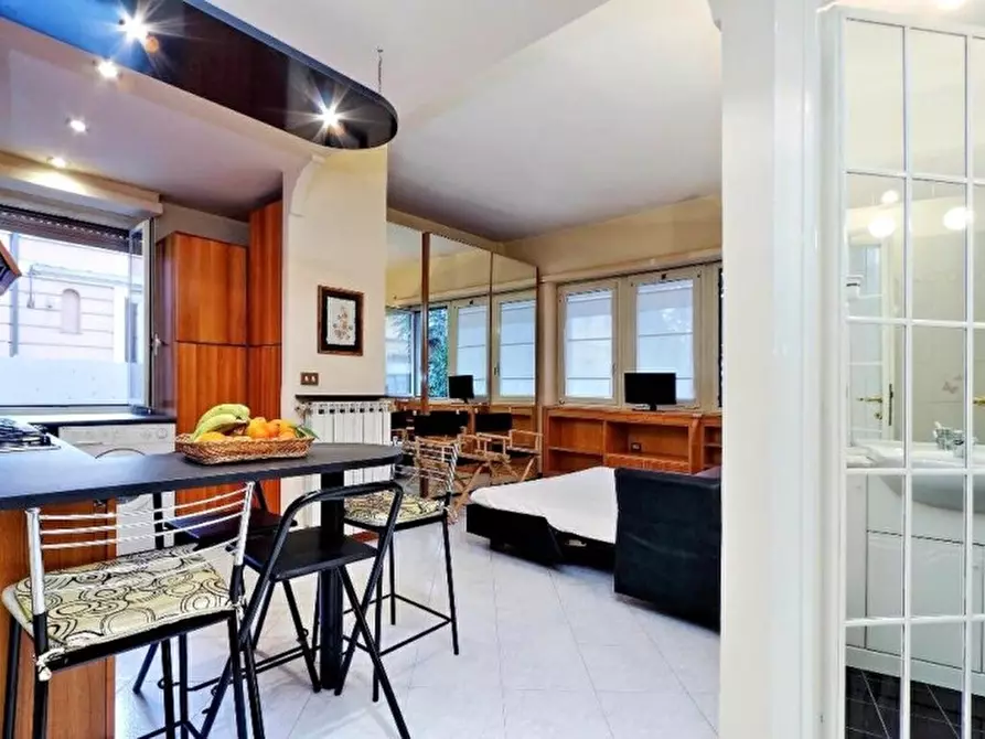 Immagine 2 di Appartamento in affitto  in Via Pompei, 3 a Roma