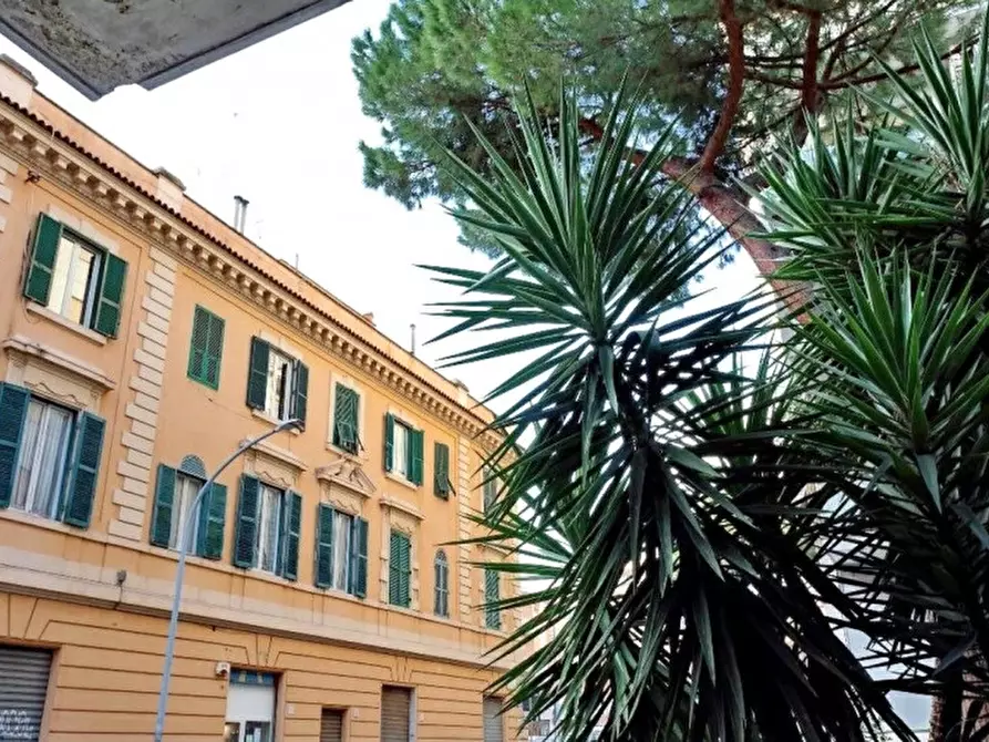 Immagine 6 di Appartamento in affitto  in Via Pompei, 3 a Roma