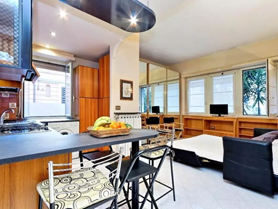 Immagine 10 di Appartamento in affitto  in Via Pompei, 3 a Roma