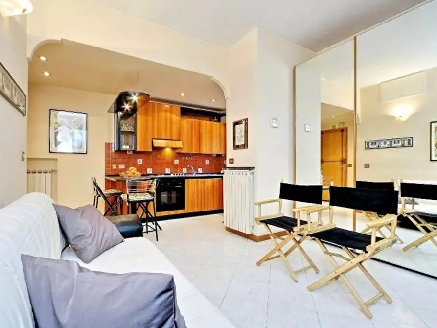 Immagine 14 di Appartamento in affitto  in Via Pompei, 3 a Roma