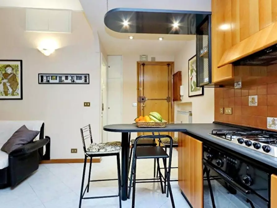 Immagine 16 di Appartamento in affitto  in Via Pompei, 3 a Roma