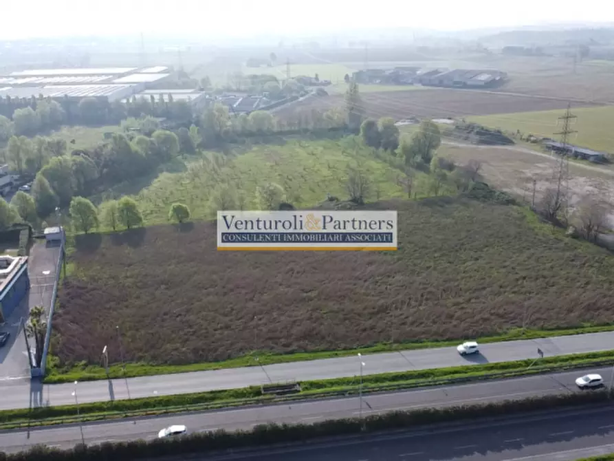 Immagine 6 di Terreno in vendita  in Via Vicina a Desenzano Del Garda