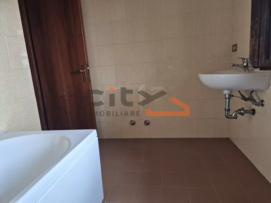 Immagine 16 di Appartamento in vendita  in Via Julia 7 a Romano D'ezzelino