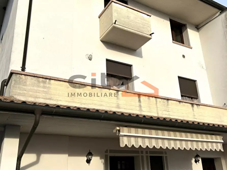 Immagine 16 di Appartamento in vendita  in Via Julia 7 a Romano D'ezzelino