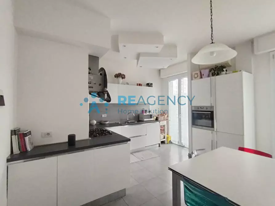 Immagine 2 di Appartamento in vendita  in Via Achille Grandi a Signa