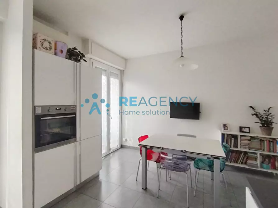 Immagine 8 di Appartamento in vendita  in Via Achille Grandi a Signa