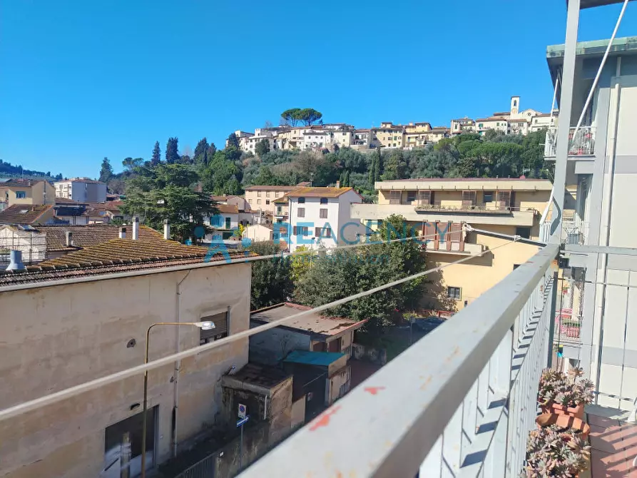 Immagine 9 di Appartamento in vendita  in Via Achille Grandi a Signa