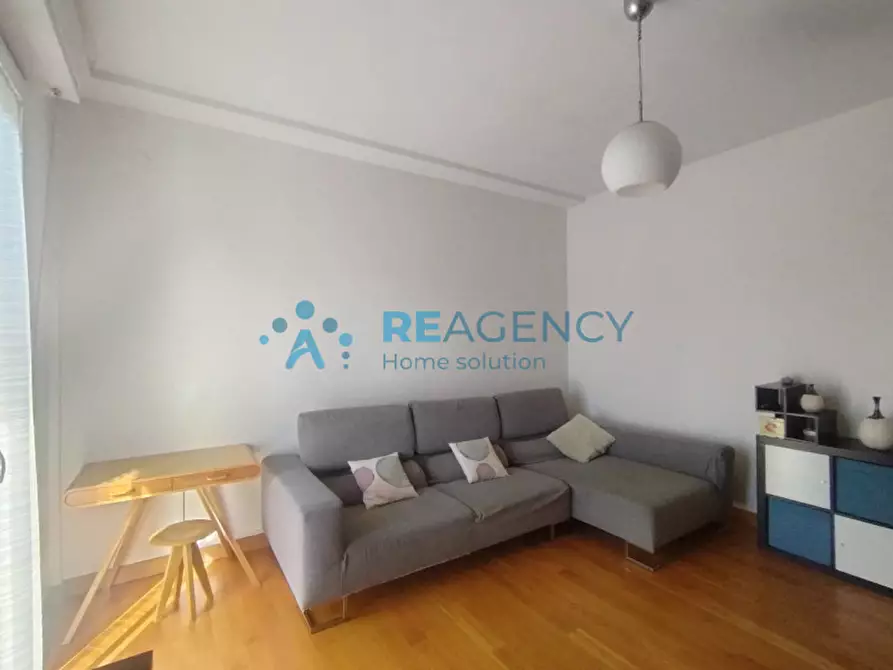 Immagine 12 di Appartamento in vendita  in Via Achille Grandi a Signa