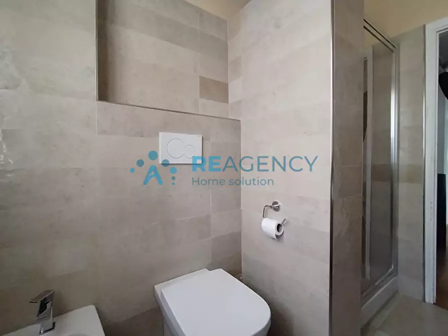 Immagine 26 di Appartamento in vendita  in Via Achille Grandi a Signa