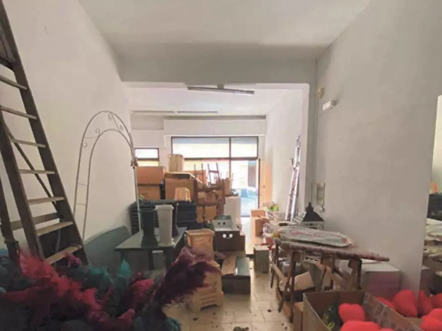 Immagine 4 di Negozio in vendita  in Via Paolo Cassar Scalia, 9 a Pachino