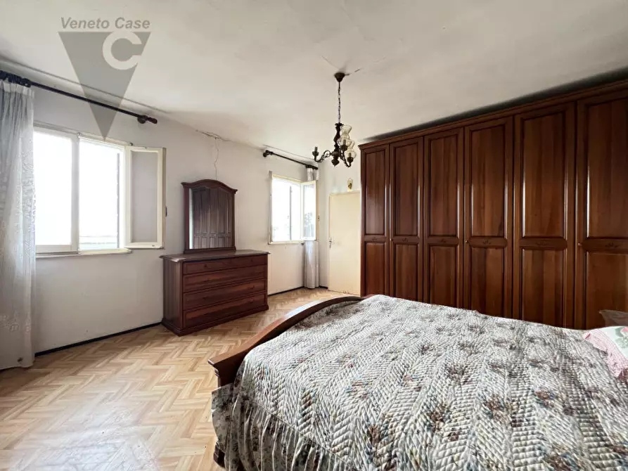 Immagine 28 di Villetta a schiera in vendita  a Arzergrande