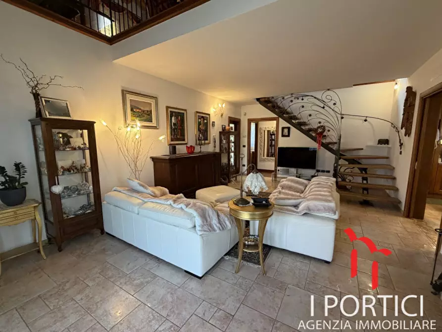 Immagine 1 di Casa bifamiliare in vendita  in Via Tiziano a Scorzè