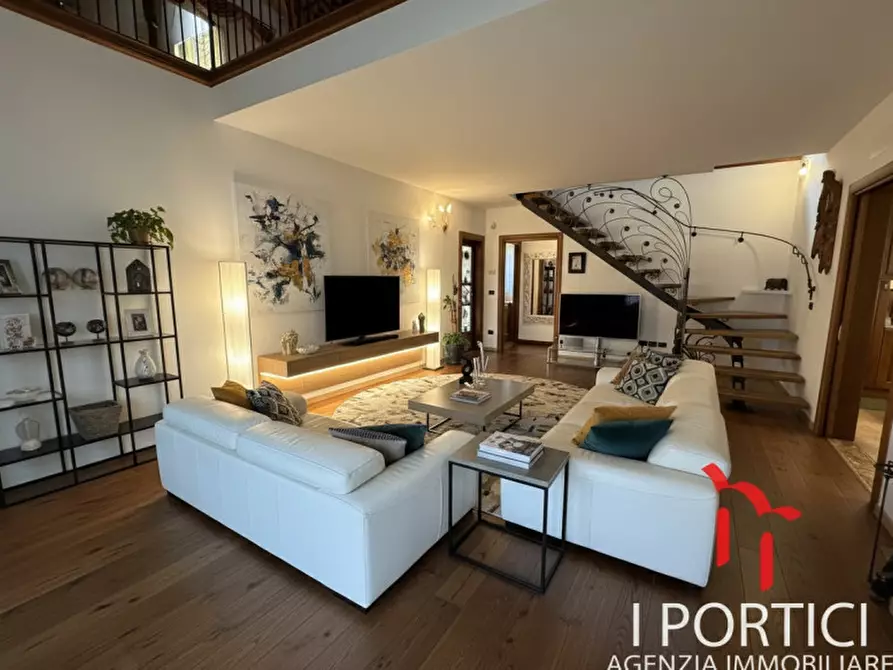 Immagine 2 di Casa bifamiliare in vendita  in Via Tiziano a Scorzè