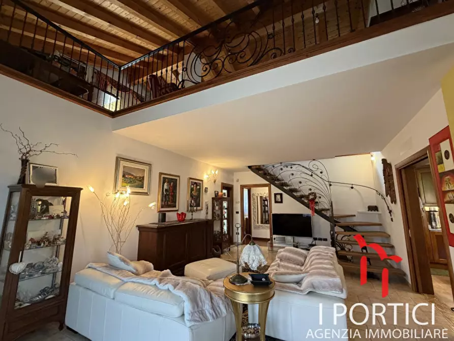 Immagine 3 di Casa bifamiliare in vendita  in Via Tiziano a Scorzè