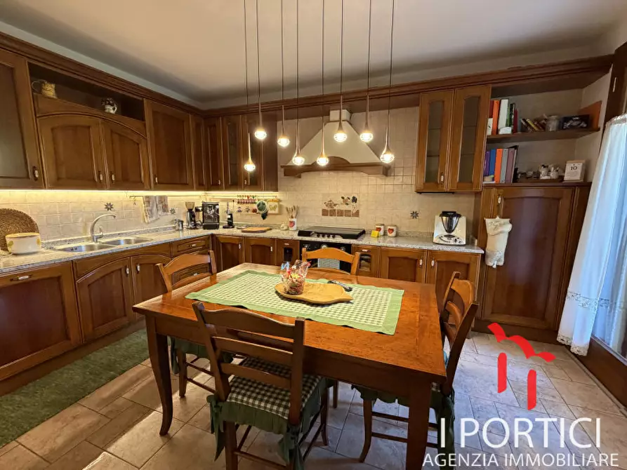 Immagine 8 di Casa bifamiliare in vendita  in Via Tiziano a Scorzè