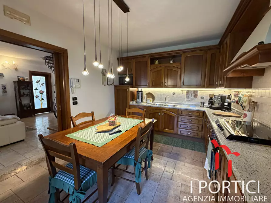 Immagine 10 di Casa bifamiliare in vendita  in Via Tiziano a Scorzè