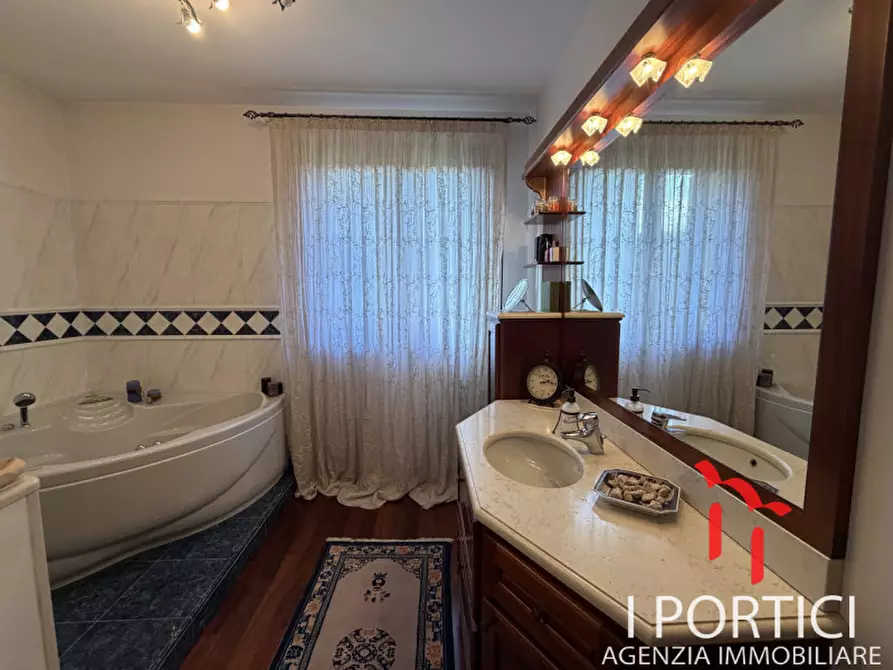 Immagine 14 di Casa bifamiliare in vendita  in Via Tiziano a Scorzè