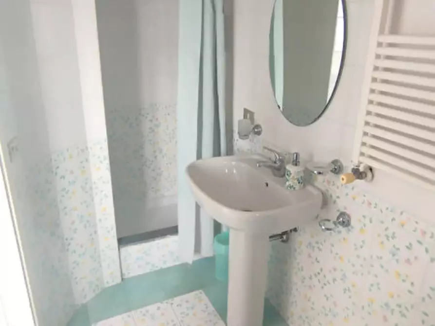 Immagine 7 di Appartamento in affitto  in Vico Trinità alla Cesaria 21 a Napoli