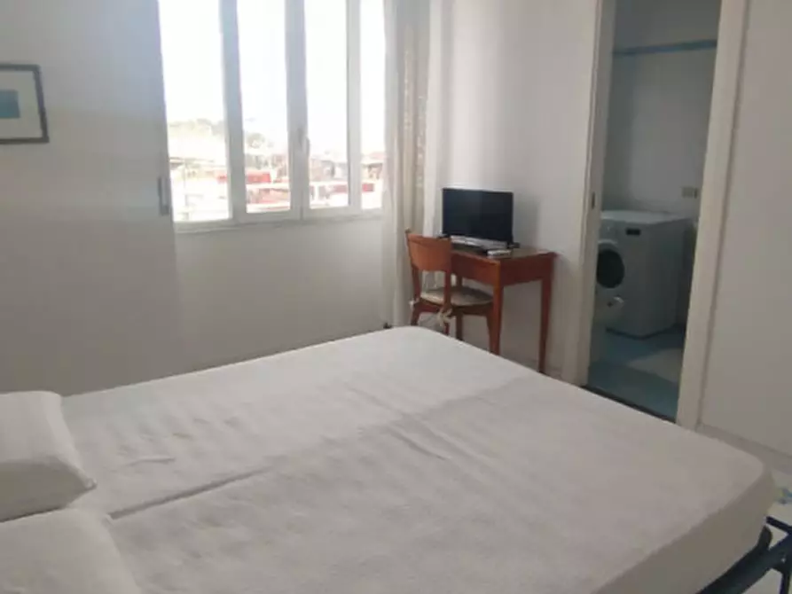 Immagine 9 di Appartamento in affitto  in Vico Trinità alla Cesaria 21 a Napoli