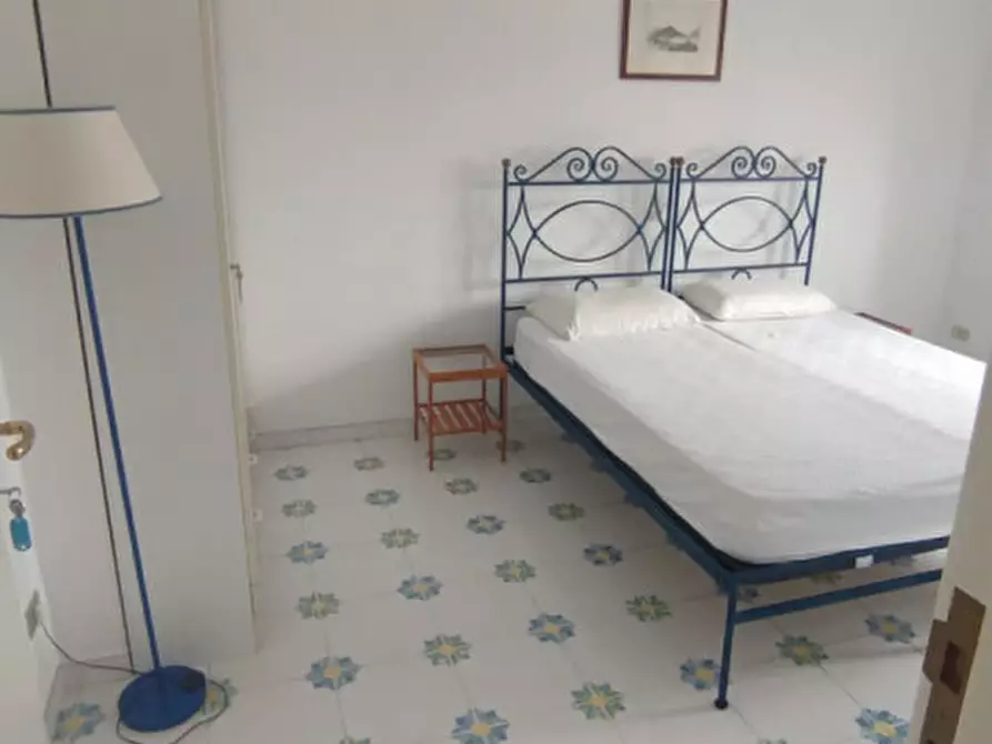 Immagine 11 di Appartamento in affitto  in Vico Trinità alla Cesaria 21 a Napoli