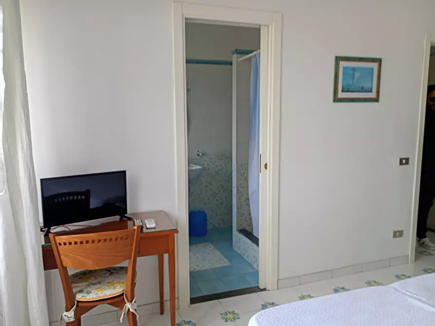 Immagine 26 di Appartamento in affitto  in Vico Trinità alla Cesaria 21 a Napoli