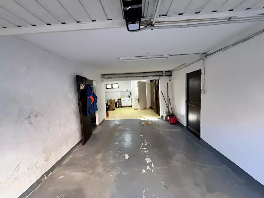 Immagine 1 di Garage in vendita  in Via Cesare Pavese a Bologna