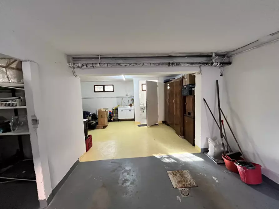 Immagine 3 di Garage in vendita  in Via Cesare Pavese a Bologna