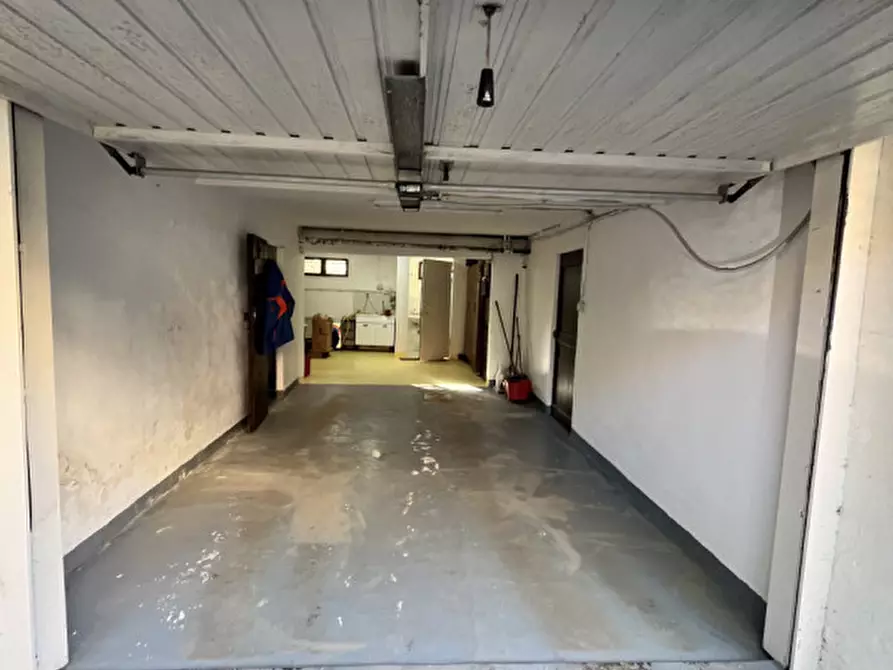 Immagine 6 di Garage in vendita  in Via Cesare Pavese a Bologna