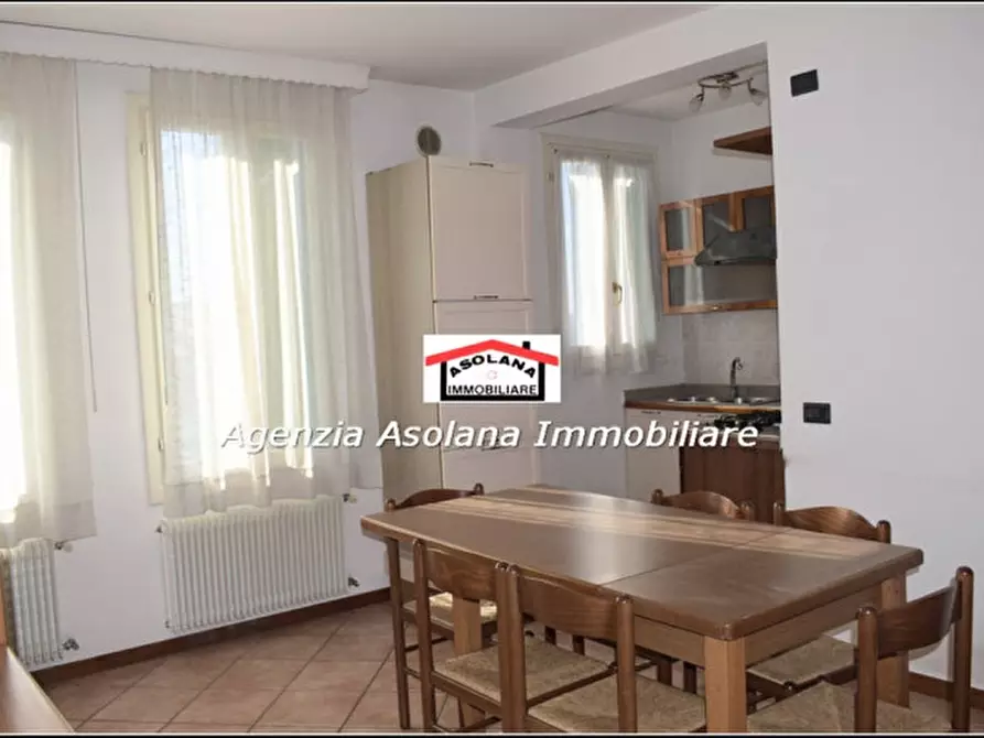 Immagine 1 di Appartamento in vendita  in via Fratta a Fonte